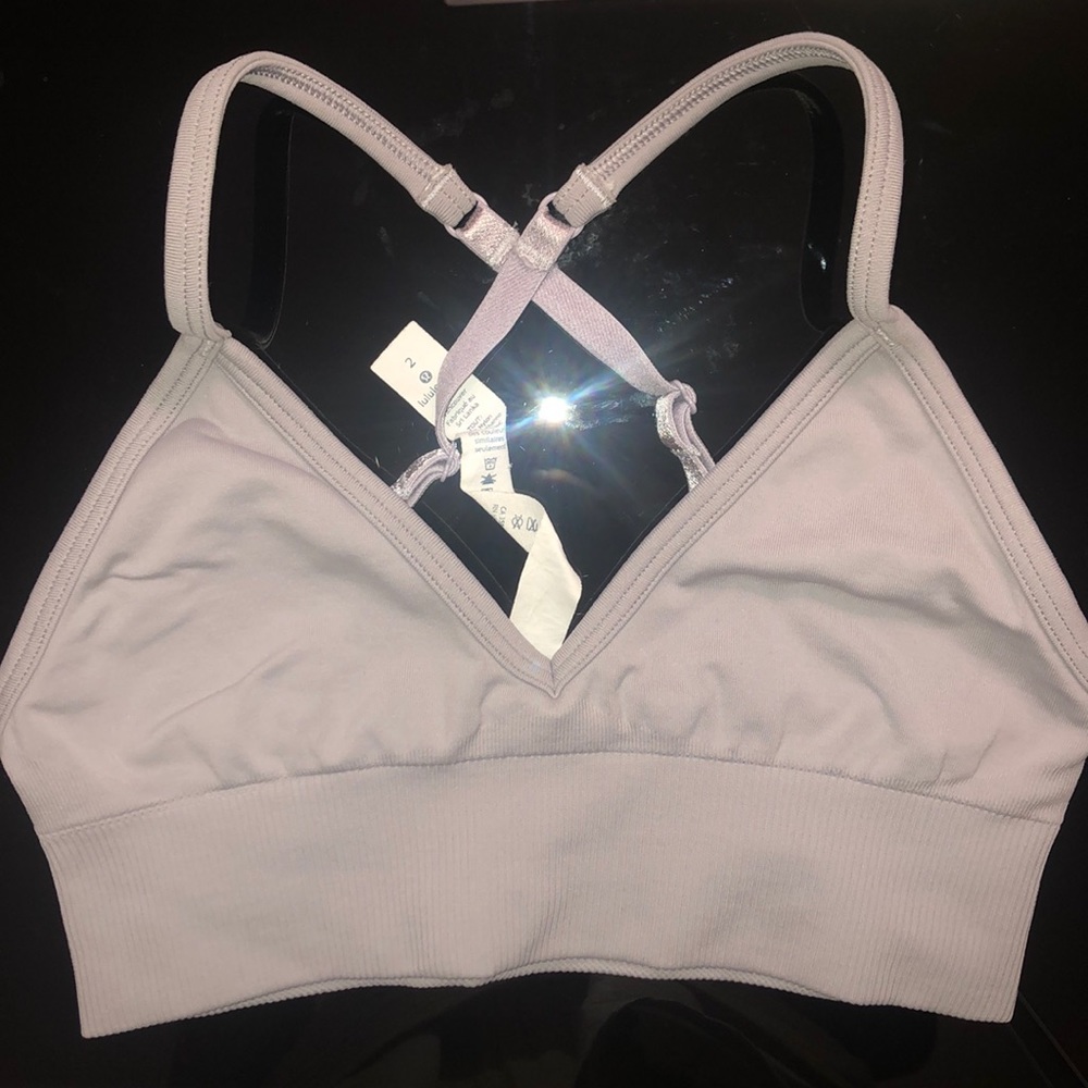 NWOT Light grey purple LULULEMON BRA size 2
